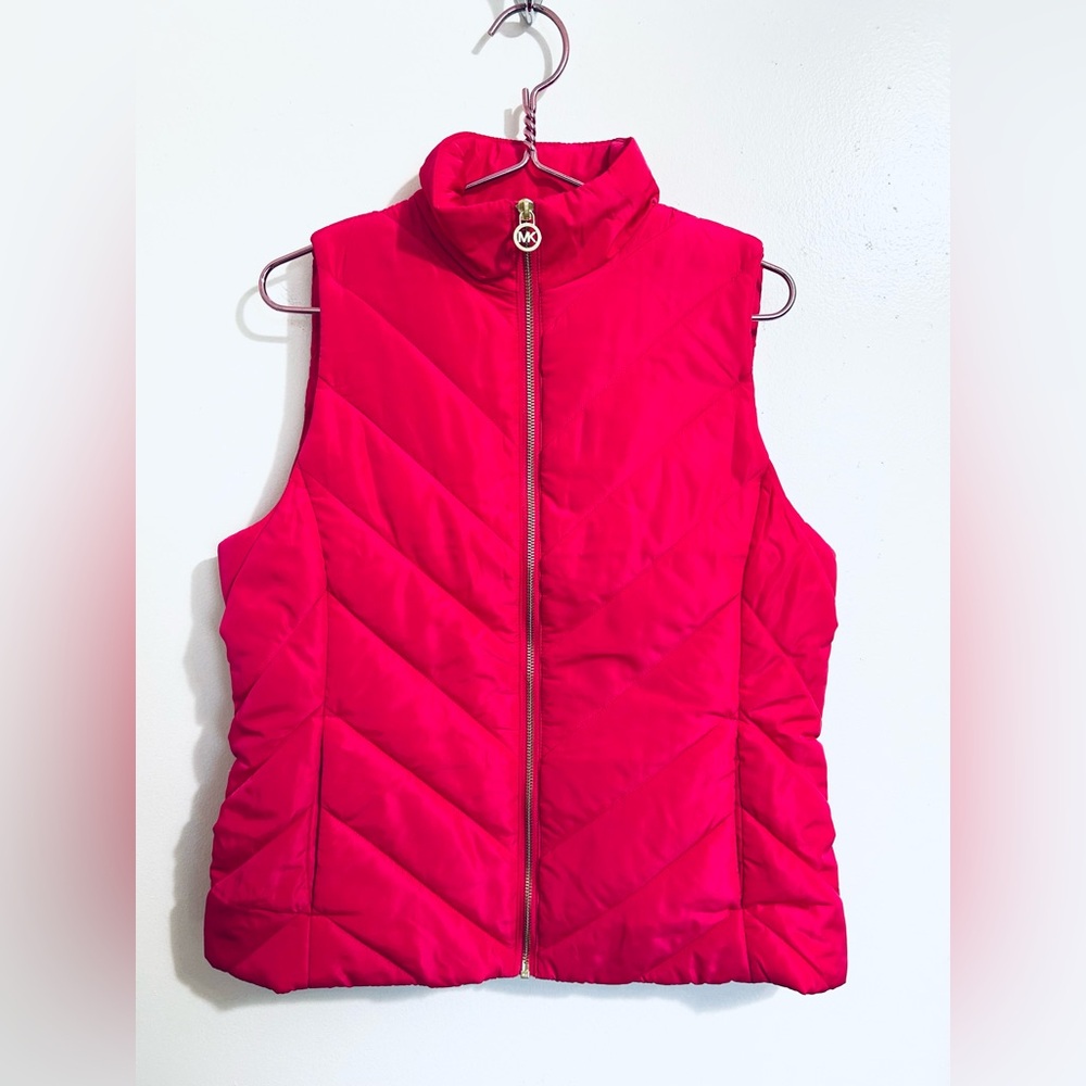 NWT Michael Kors Women’s Pink Puffer Vest Jacket‎